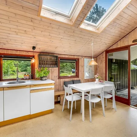 Prázdninový dům Regine - 1-1km To The Fjord By Interhome